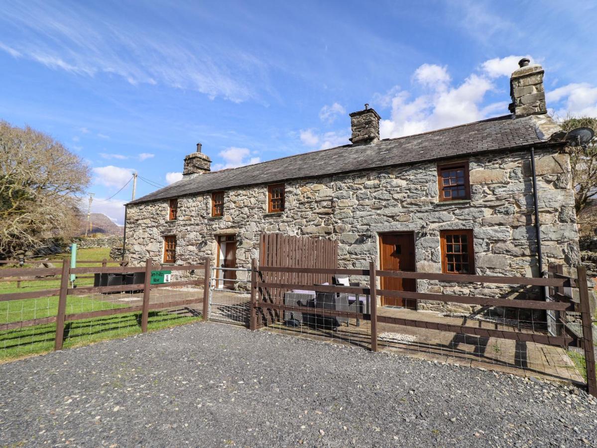 Вилла Cwm Yr Afon Mawr Лланбедр Экстерьер фото