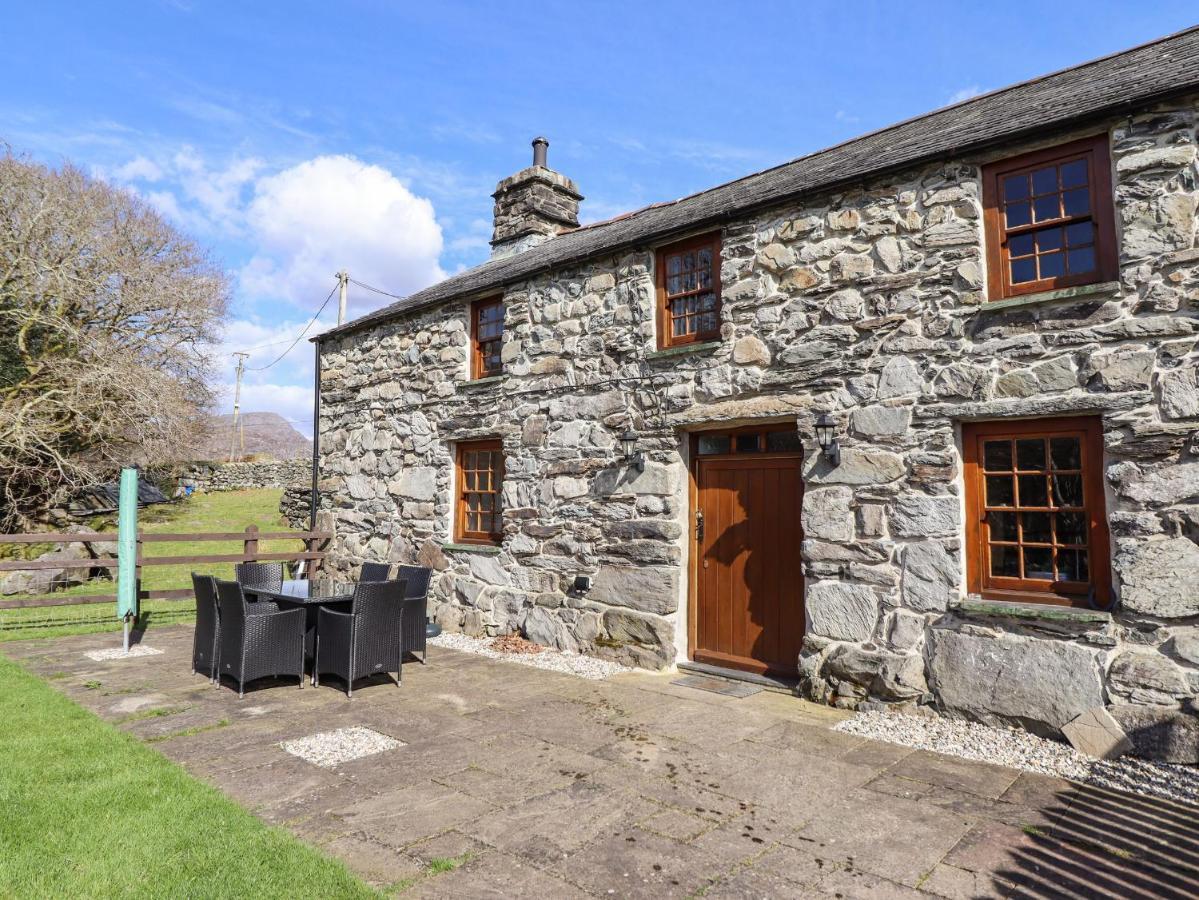 Вилла Cwm Yr Afon Mawr Лланбедр Экстерьер фото